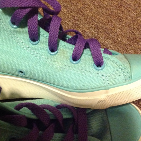 SOLD - Picture 4 of 4