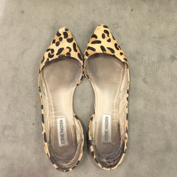 Steve Madden Leopard flats