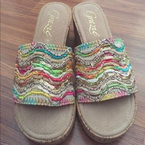 NWT GRAZIE Jayne wedge sandal