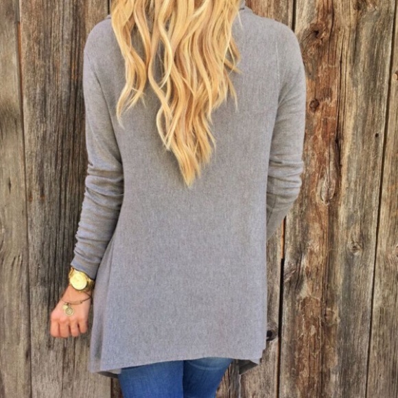 ✨hp 11/21✨1 small left✨Tasseled Cardigan - Picture 3 of 4