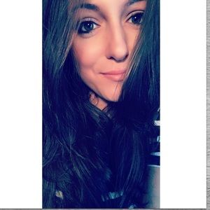 Meet your Posher, Nikki