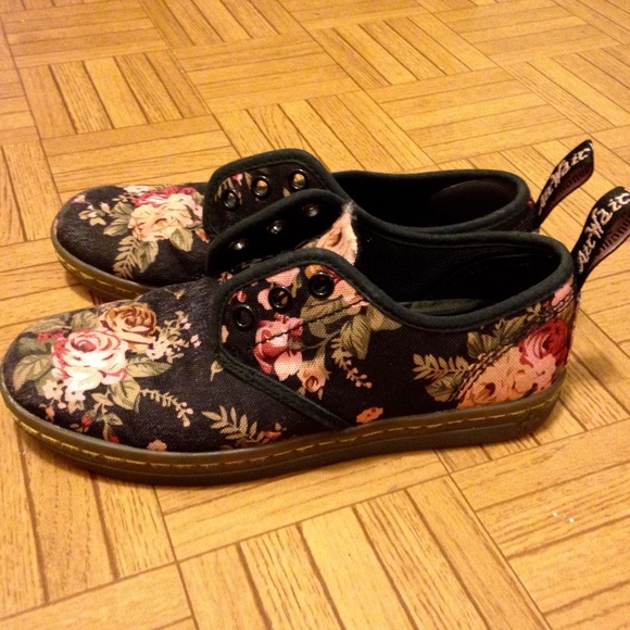 Floral Dr Martens