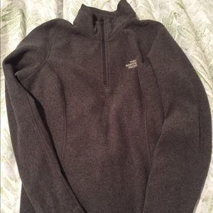 Quarter zip north face
