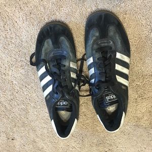 Adidas soccer indoor shoes