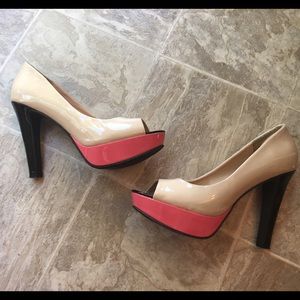 Candies peep toe pumps