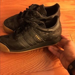 Black Samoa Adidas