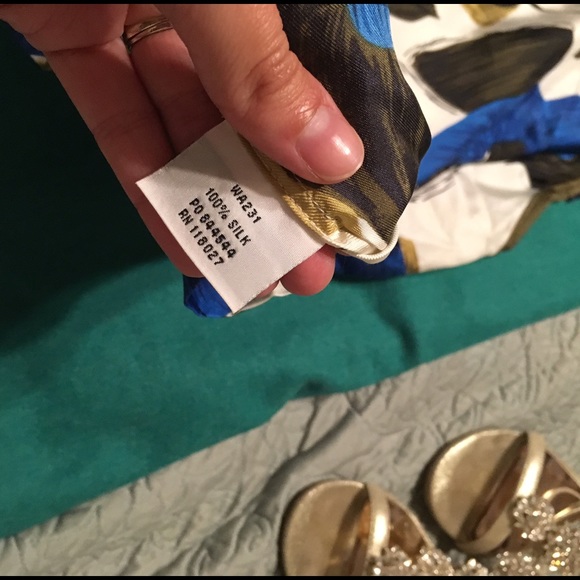 Boden 100% Silk Top - Picture 3 of 4