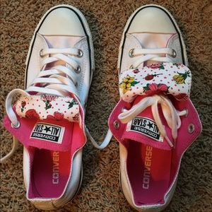 New White/Pink Size 9 Women's Converse All Stars