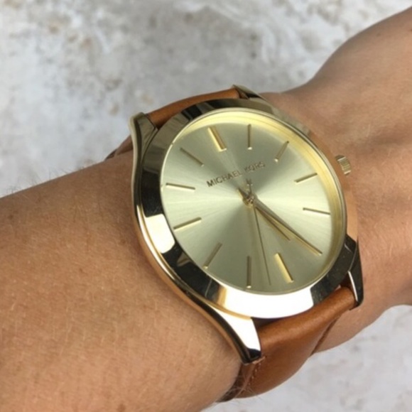 Michael Kors brown leather slim runway gold watch - Picture 2 of 4