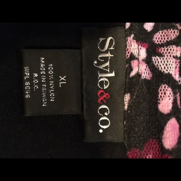 Floral jacket 🌷 - Picture 2 of 2