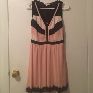 Flowy pink dress