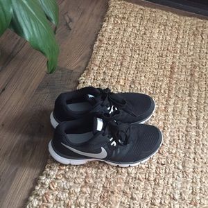 Nike Flex Experience RN 3