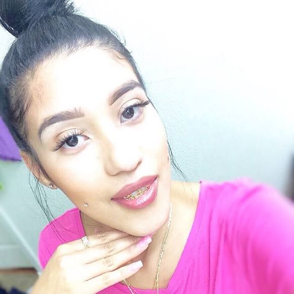 Meet your Posher, Nicole