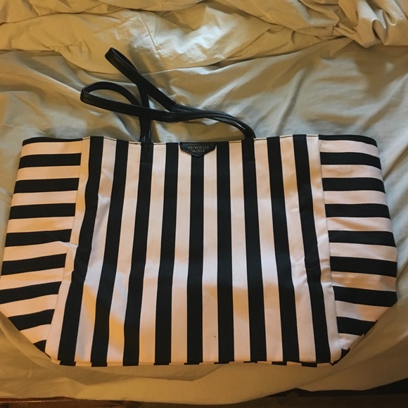 Victoria's Secret tote