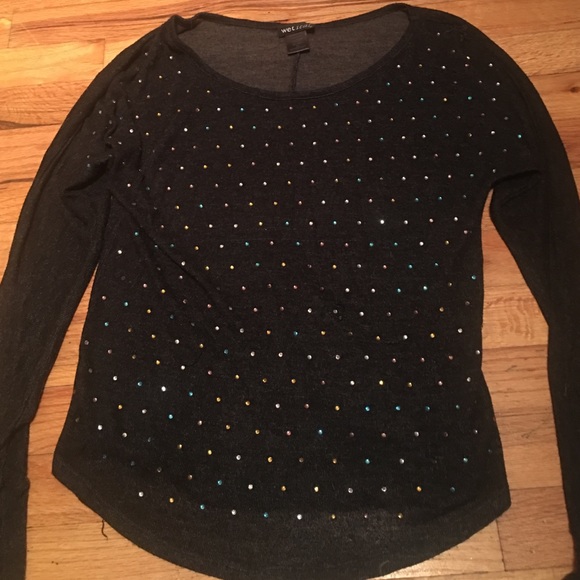 Wet Seal Tops - Comfy long sleeved shirt with colorful studs