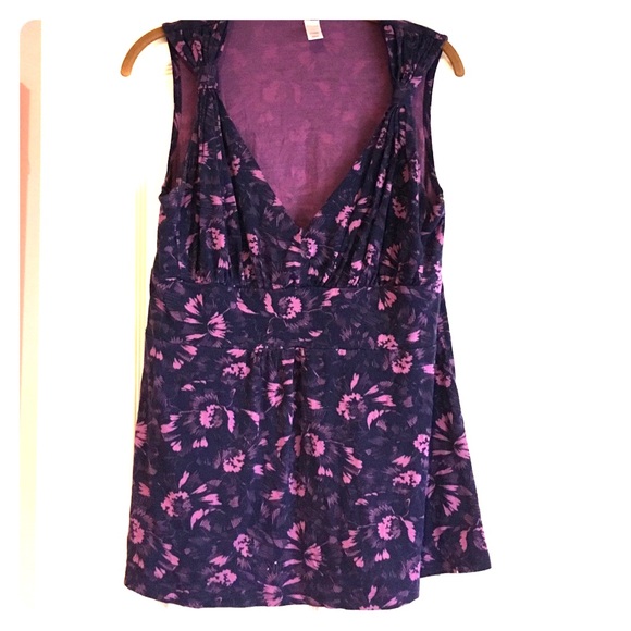 Cute Tie Knot Top