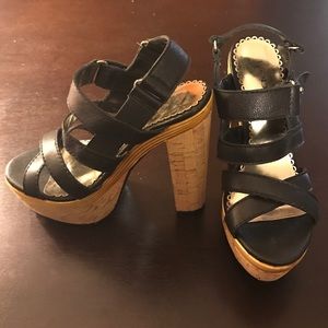Bebe Black Leather Platform Sandal