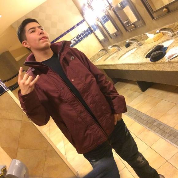 Meet your Posher, Daniel - Picture 1 of 1