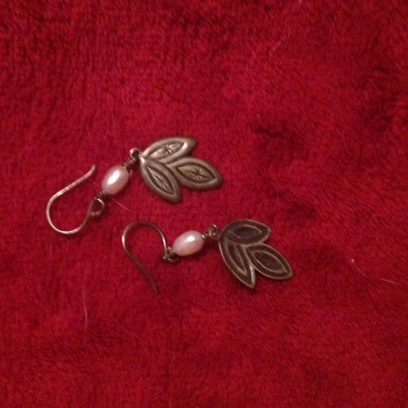 Silpada Silver and Pearl earrings