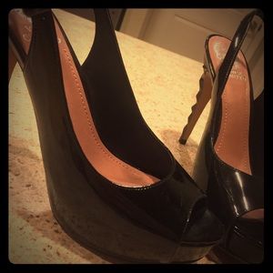 Vince Camuto Platform Heel