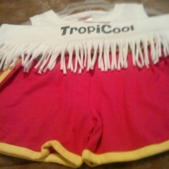 Kids Clothes - Picture 2 of 4
