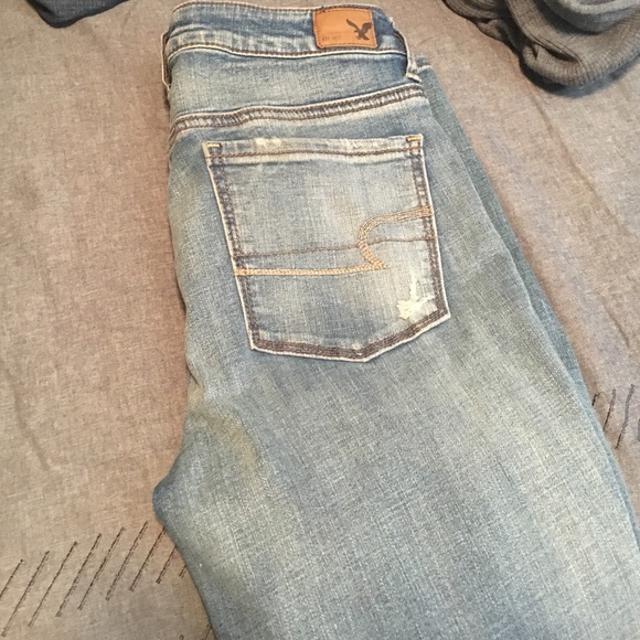 American eagle Ripped jeans