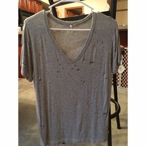 Buckle BKE grey destroyed t shirt MED