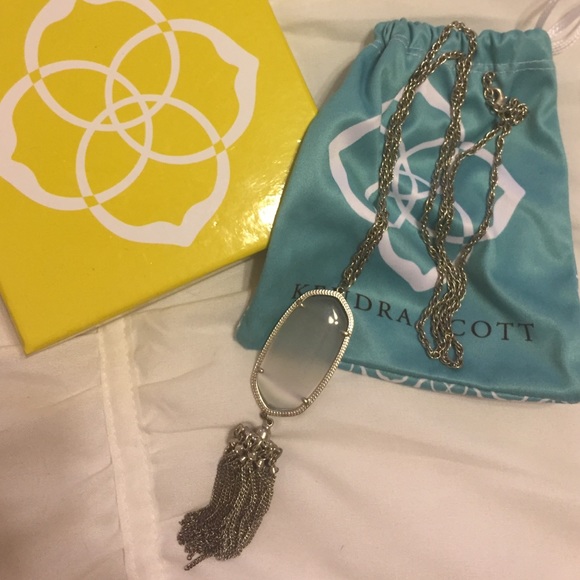 Kendra Scott Rayne silver slate necklace