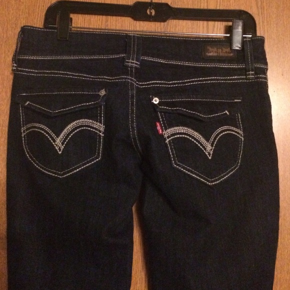 Waman Levis Jean - Picture 3 of 4