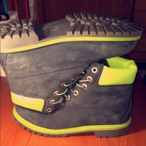 Boys (Big kid) Timberland Winter Boots