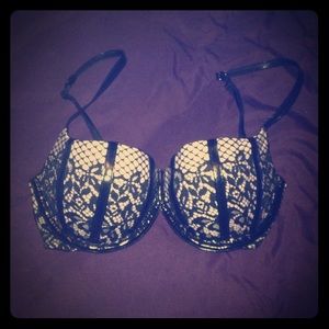 Victoria's Secret Push Up 32C
