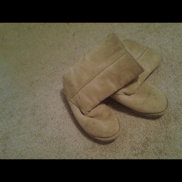 Ugg boots SZ 6 make an offer