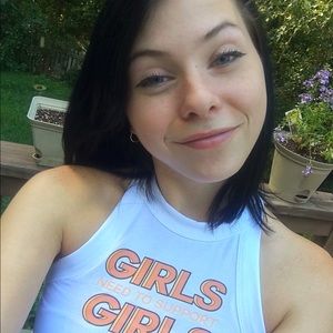 Meet your Posher, Amanda