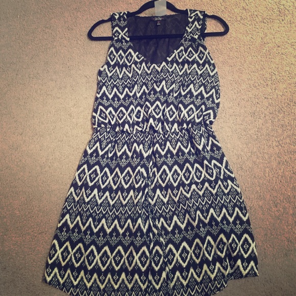 Black and White patterned dress