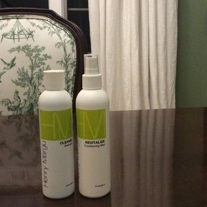 Henry Margu wig shampoo and conditioning mist