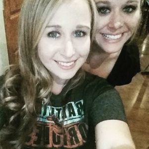 Meet your Posher, Leslie