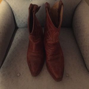 ‼️REDUCED‼️Justin brown leather cowboy boots 💕