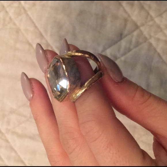 Express Ring - Picture 2 of 3