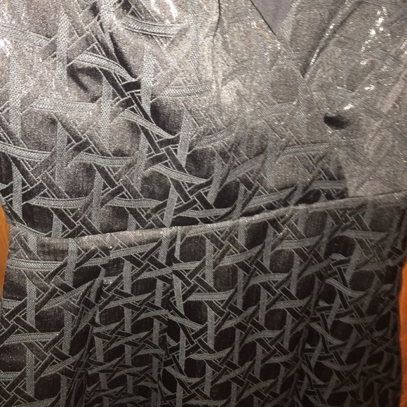 Delicately patterned structures dress - Picture 2 of 2