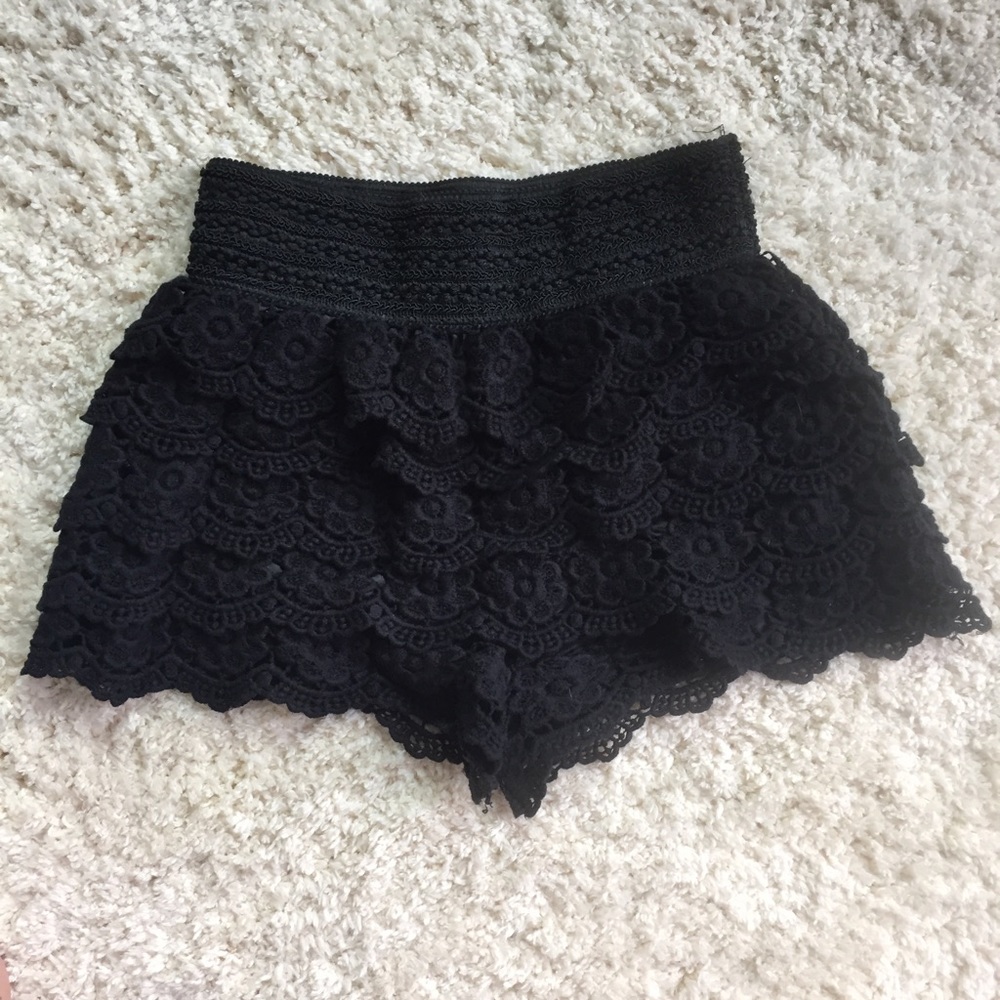 Lace Knit Shorts
