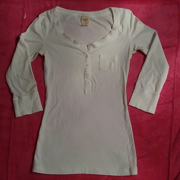 Mossimo 3/4 sleeve , half button-up, scoop neck