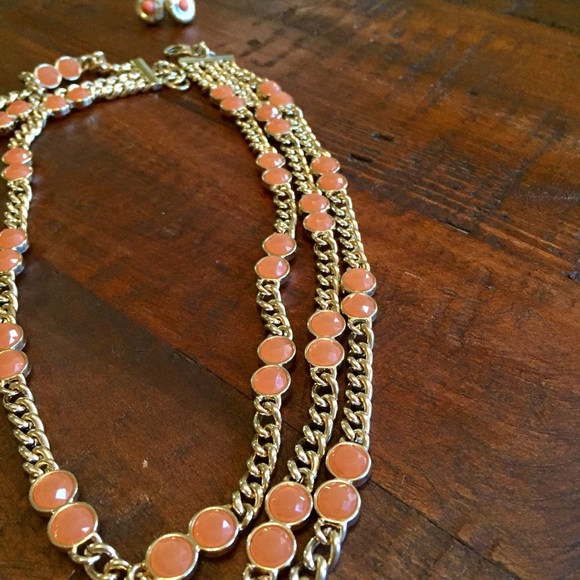 Matching Banana Republic Necklace and Earrings