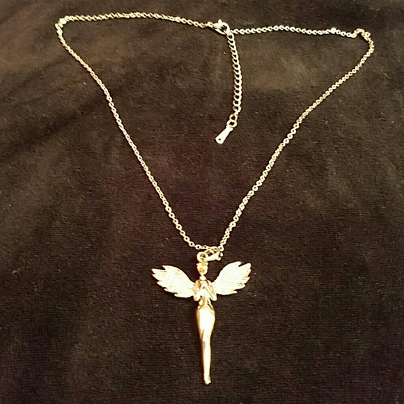 Gorgeous white gold guardian angel - Picture 2 of 2