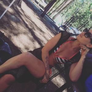 Meet your Posher, Carly