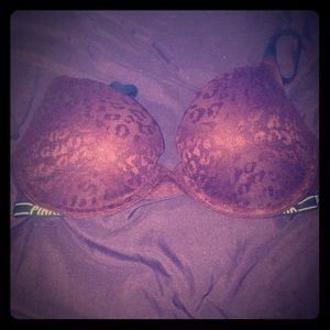 Victoria's Secret PINK Push Up.