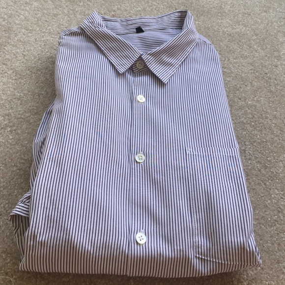 Uniqlo Other - Button down shirt