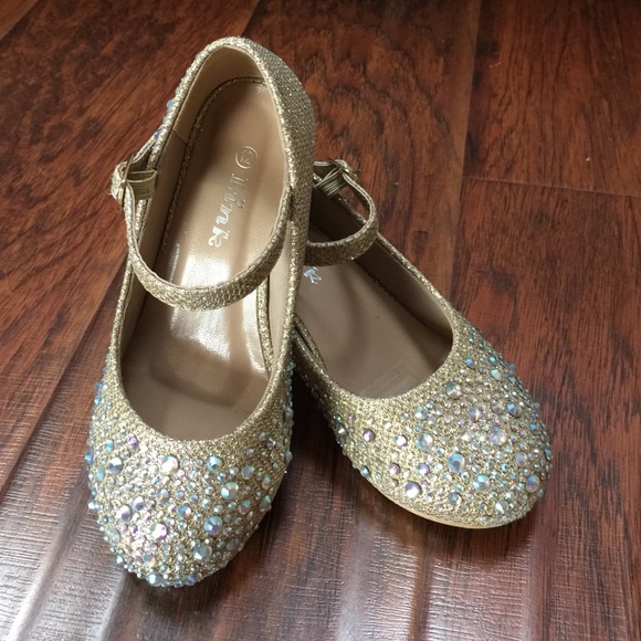 Be The belle of the ball In these shoes! 👌🏻👌🏻