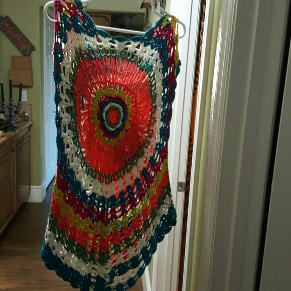 Top - Picture 3 of 4