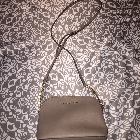 Michael Kors Jet Set Travel Dome Crossbody