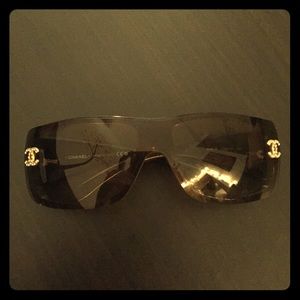 Never Worn Chanel Sunglasses